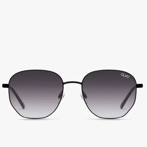 New Quay Unisex Big Time Black Frame / Smoke Polarized Lens Round Sunglasses